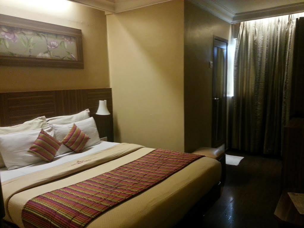 Hotel Landmark Fort Mumbai Exterior photo