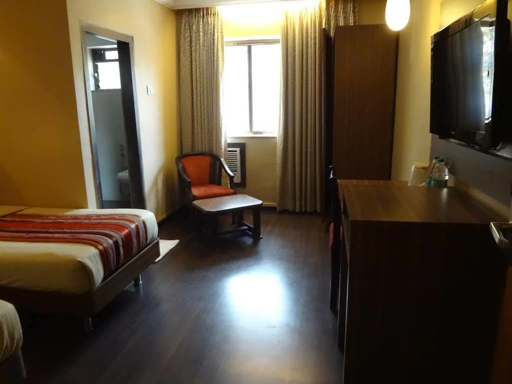 Hotel Landmark Fort Mumbai Exterior photo