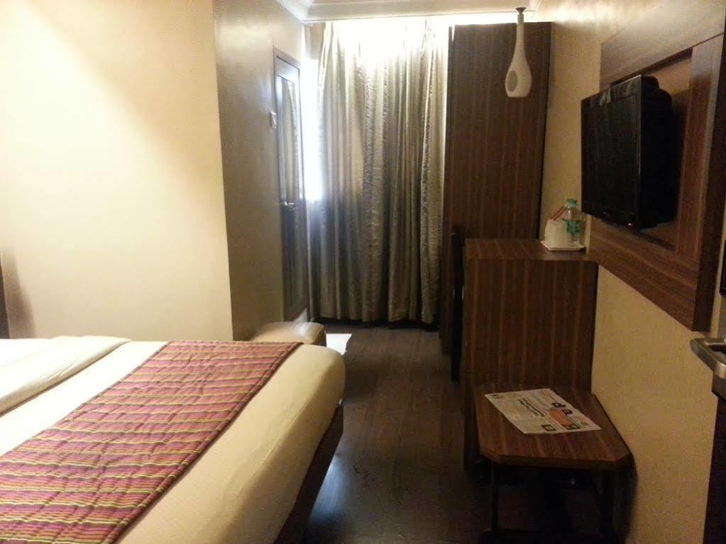 Hotel Landmark Fort Mumbai Exterior photo